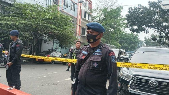 Kronologi Bom Bunuh Diri di Mapolsek Astana Anyar Bandung, Kejadian Pukul 08.20 WIB