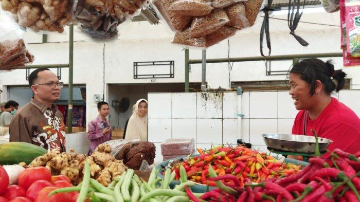 Tekan Inflasi, Pemkab Bangka Tengah Gencar Gelar Pasar Murah dan Bagikan 1 Juta Bibit Cabai Gratis