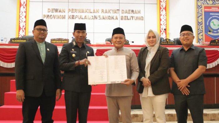 Pj Gubernur Suganda Hadiri Rapat Paripurna Pengambilan Keputusan