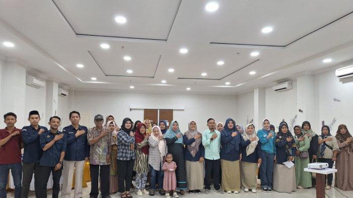 Berikan Sosialisasi Pada Kaum Emak Emak, KPU Kota Pangkalpinang Beri Bekal Pendidikan Soal Pemilu