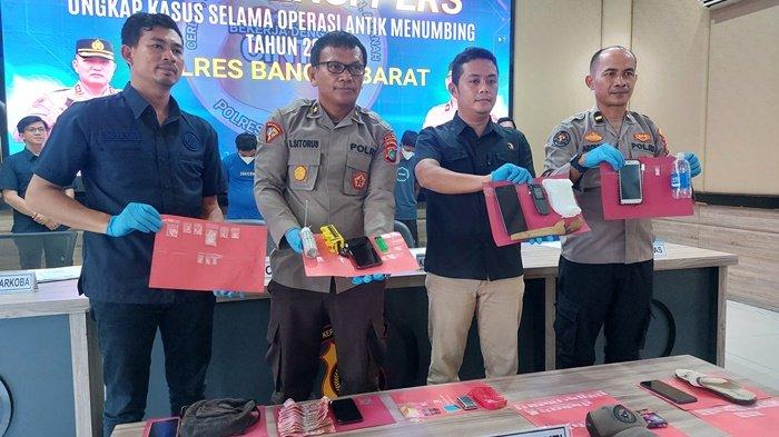Polres Bangka Barat Tangkap 10 Tersangka Selama Operasi Antik Menumbing, Total Sabu 33,57 Gram