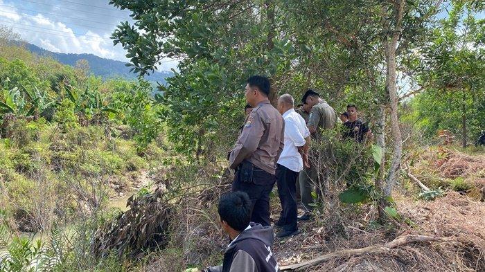 Sumber Air Baku Perumdam Tirta Sejiran Setason Terganggu TI, Najamuddin Minta Ditertibkan - 20240814-Direktur-Perumdam-Tirta-Sejiran-Setason-Kabupaten-Bangka-Barat-Najamuddin2.jpg