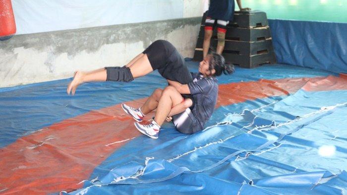 2 Atlet Gulat Babel Jalani Latihan di Tanggerang, Roni Rachman Targetkan Hasil Maksimal di PON 2024