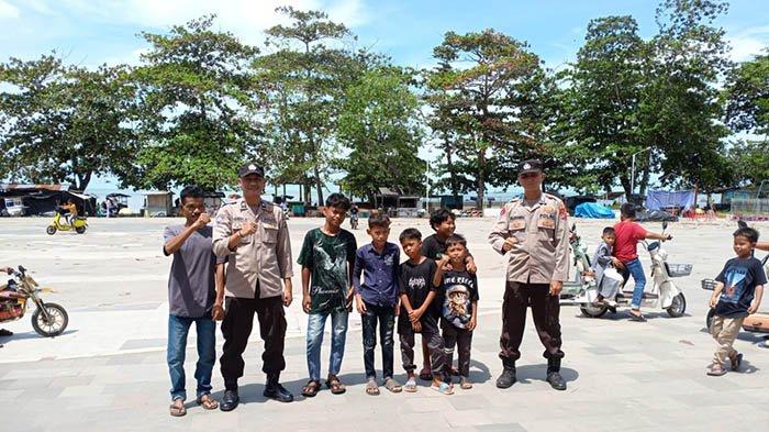 Polisi Siaga di Destinasi Wisata Bangka Selatan