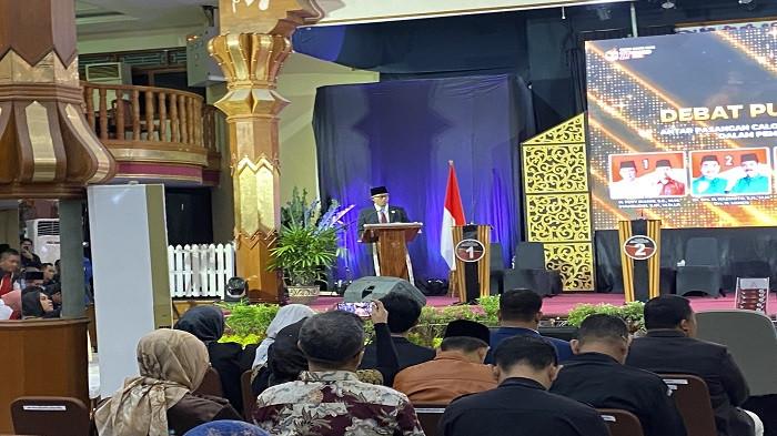 DEBAT PUBLIK - Suasana debat publik Pilkada Ulang 2025 Kabupaten Bangka, Rabu (20/8/2025) malam di Ballroom Aurora Hotel Tanjung Pesona, Sungailiat.