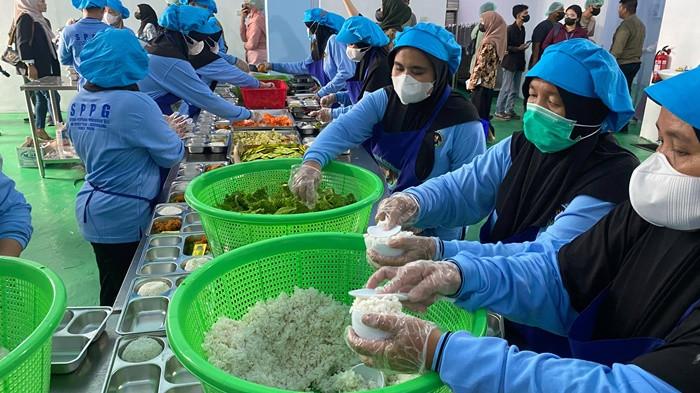 Enam SPPG di Pangkalpinang Layani 15.925 Penerima Manfaat, Pemkot Targetkan Jangkauan Lebih Merata