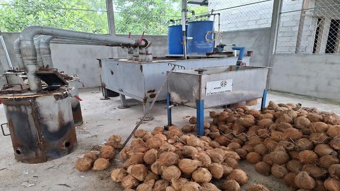 Peralatan Pembakaran Dengan Sistem Tertutup di Kampung Kelapa Sungailiat.