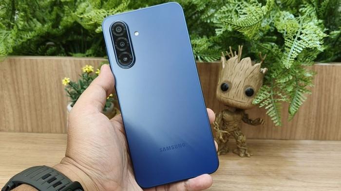 Harga Hp Samsung A17 5G Terbaru dan Spefisifikasinya per Oktober 2025