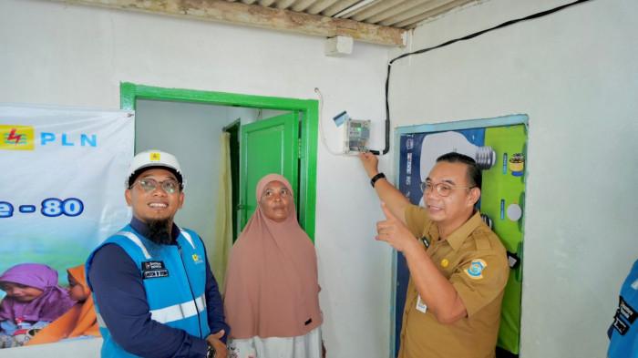 Hari Listrik Nasional ke-80, PLN Babel Nyalakan Harapan Lewat Program Light Up The Dream