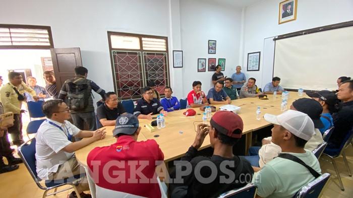 Alat Penambang di Desa Bukit Layang Bakam Dirusak Mitra PT Timah Pakai Alat Berat,  Begini Akhirnya