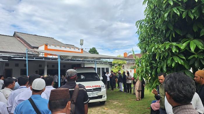 Ketua DPW PKS Babel Rio Setiady Tutup Usia, Sejumlah Pelayat Datangi Rumah Duka