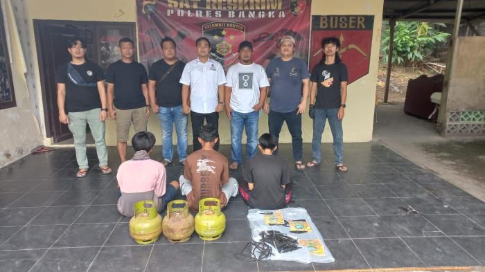 Tiga Remaja Sungailiat Ditangkap karena Curi Kotak Amal dan Gas LPG