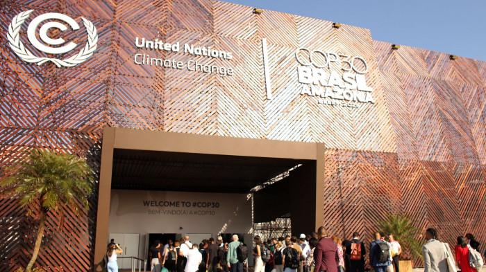 Suasana lokasi penyelenggaraan COP30 di Belém, Brasil, yang menjadi titik berkumpulnya para pemimpin dunia untuk berdiskusi dan memperkuat komitmen bersama dalam menghadapi perubahan iklim serta mendorong transisi menuju energi bersih