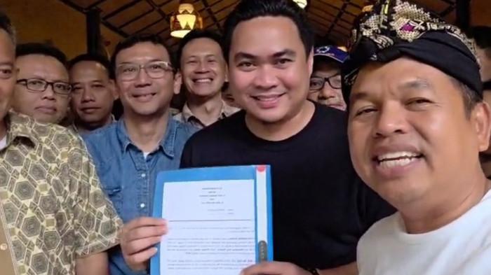 20251115 Dedi Mulyadi meneken kontrak kerjasama dengan penemu Bobibos