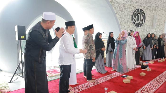 20251122 Dessy Ayutrisna