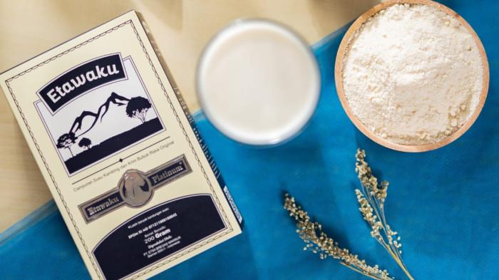 ETAWAKU PLATINUM - Produk minuman susu kambing Etawaku Platinum