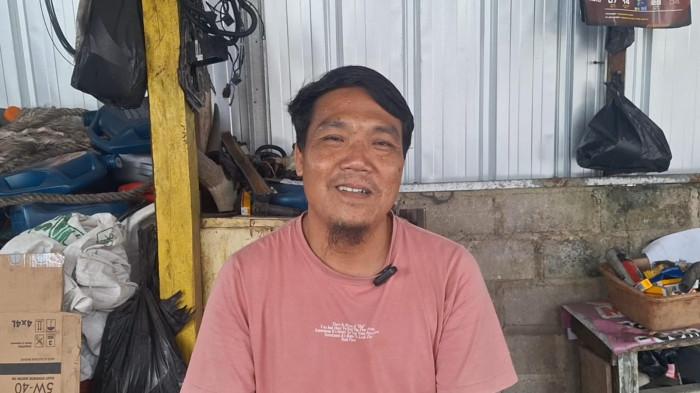 Abas selaku mekanik sekaligus pemilik dari Bengkel Mobil Abbas yang beralamat di Kelurahan Temberan, Kota Pangkalpinang saat ditemui di Bangkapos.com, pada Minggu (15/3/2026)