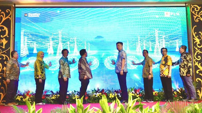 20260414 Acara simbolis peresmian penyambungan listrik