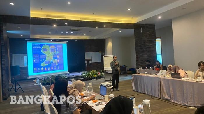 KOMNAS PEREMPUAN -- Kegiatan Konsultasi Penyusunan Standar Minimal Peraturan Daerah terkait Pemberdayaan dan Pelindungan Perempuan yang digelar Komisi Nasional Anti Kekerasan terhadap Perempuan atau Komnas Perempuan, di Novotel Bangka Hotel and Convention, Selasa (12/5/2026).