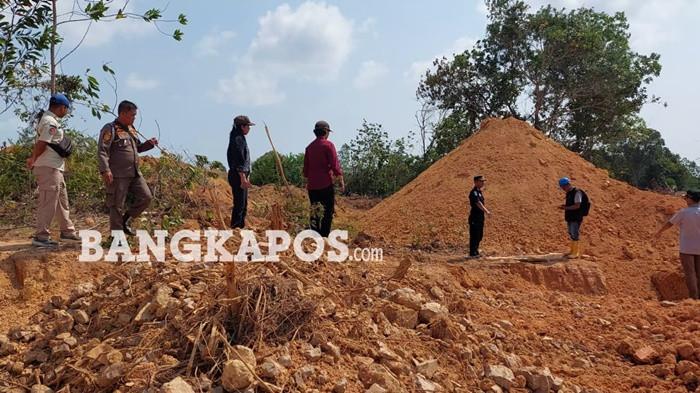 SIDAK – Tim Gabungan ketika melakukan sidak lokasi tambang timah di Kompleks Perkantoran Terpadu Pemkab Bangka Selatan, Kamis (11/6/2026). Terdapat tiga titik yang dilakukan sidak dan beberapa aktivitas di antaranya dinyatakan ilegal.