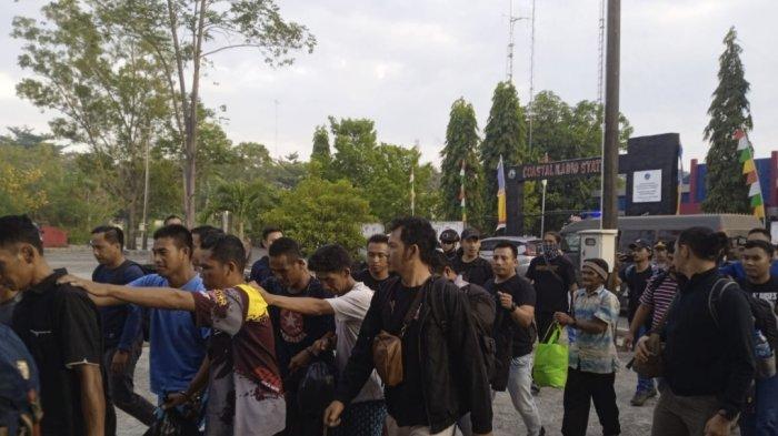 11 Orang Ditetapkan Sebagai Tersangka, Martoni Cs Diboyong ke Mapolda Babel