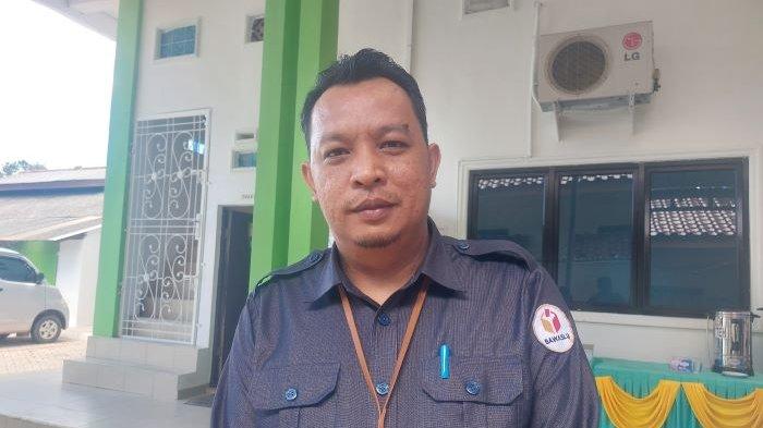 Bawaslu dan Tim Gabungan Copot Sejumlah APK yang Masih Terpasang di Wilayah Bangka Barat
