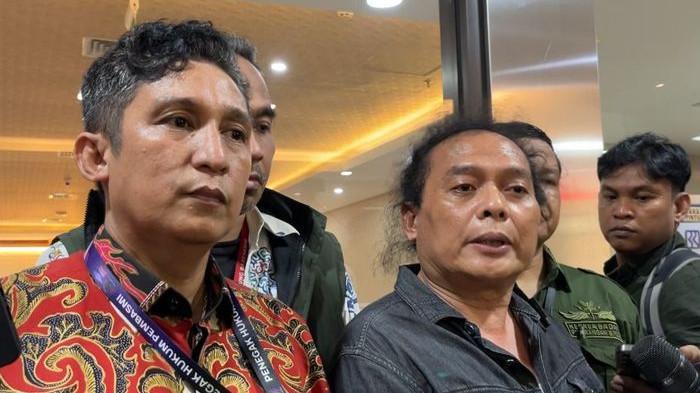 Deolipa Yumara dan Firdaus Oiwobo