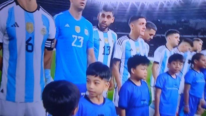 Ulah Jan Ethes Putra Gibran, Presiden Jokowi Kaget Tak Tahu Cucunya jadi Pendamping Pemain Argentina