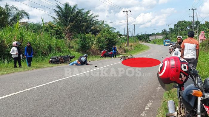 Breaking News: Dua Pengendara Motor Tabrakan di Air Gegas, Tiga Orang Dilarikan ke Rumah Sakit