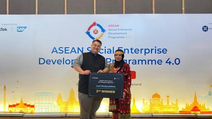 Leni Reziyustikha Guru asal Belitung Timur Raih Juara Dua di ASEAN Live Creator for Change 2025