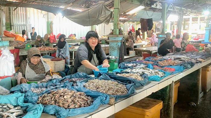 Harga Ikan di Pasar Toboali Melambung Tinggi, Pedagang Menjerit Pembeli pun Mengeluh