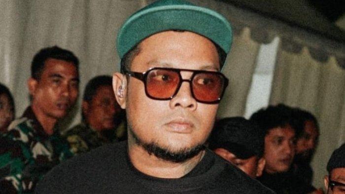 Polisi Resmi Menetapkan Virgoun dan Teman Wanitanya Sebagai Tersangka Penyalahgunaan Narkoba