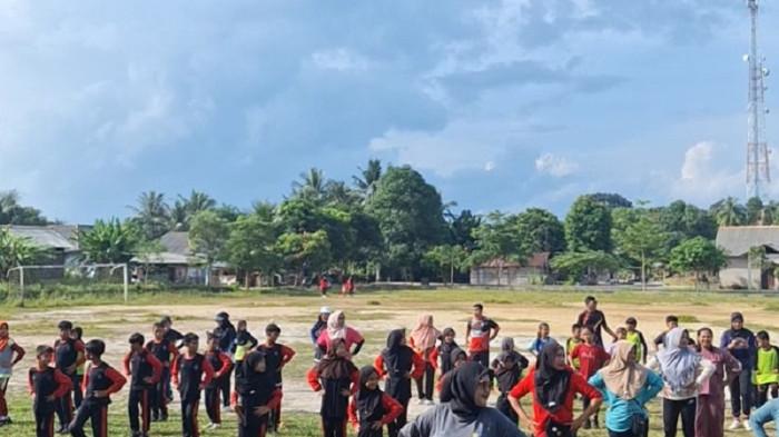 Kegiatan Senam Sehat Bersama CONI oleh ICONNET Babel bekerjasama dengan Pemerintah Desa Penutuk, Pulau Lepar, Kabupaten Bangka Selatan.