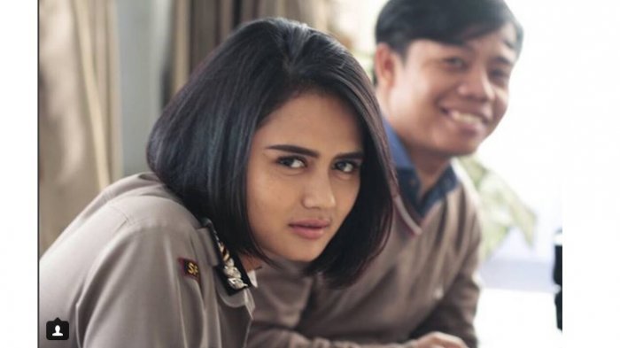 Cantiknya Polwan Kasus Bom Panci, Begini Foto Pernikahannya Disebut Mirip Krisdayanti