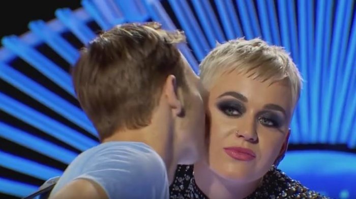 Katy Perry Dituding Lakukan Pelecehan Seksual Karena Cium Kontestan American Idol, Ini Videonya