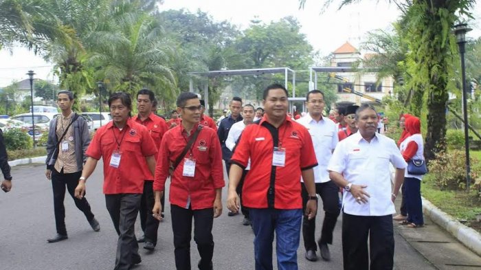 Rustam : Kami Beda Dengan Calon Lain Yang Berandai-Andai