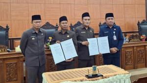 20250915_Tandatangan-Perda-Pajak-dan-Retribusi.jpg