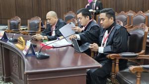 20250918-KUASA-HUKUM-Iwan-Prahara-paling-ujung-selaku-tim-kuasa.jpg