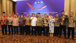 20250921_Hidayat-dan-Gubernur-Sumatera.jpg