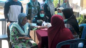 bangka/20250926-Salah-satu-masyarakat-Desa-Kemingking.jpg