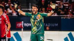 20251004-Maarten-Paes-kiper-Timnas-Indonesia.jpg