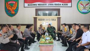 20251005-HUT-TNI.jpg