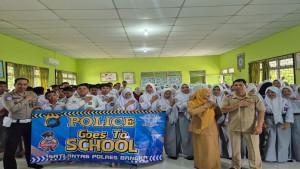 20251008-TERTIB-LALIN-Anggota-Satlantas-Polres-Bangka-dalam-program-Police-Goes.jpg20251008-TERTIB-LALIN-Anggota-Satlantas-Polres-Bangka-dalam-program-Police-21.jpg