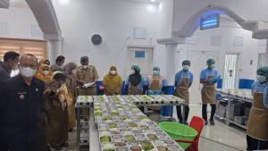 20251013-CEK-DAPUR-Pengecekan-dapur-SPPG-Padang-Mulia-yang-dilakukan.jpg