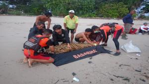 20251016-EVAKUASI-KORBAN-Tim-SAR-Gabungan-ketika-melakukan-evakuasi.jpg20251016-EVAKUASI-KORBAN-Tim-SAR-Gabungan-ketika-melakukan-evakuasi-12.jpg20251016-EVAKUASI-KORBAN-Tim-SAR-Gabungan-ketika-melakukan-evakuasi-12.jpg