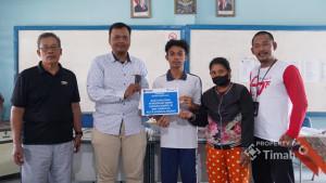 20251017-PT-Timah-Tbk-Berikan-Beasiswa-Pendidikan.jpg