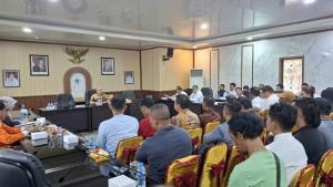 20251119-DPRD-Provinsi-Bangka-Belitung-menggelar-rapat-dengar-pendapat.jpg