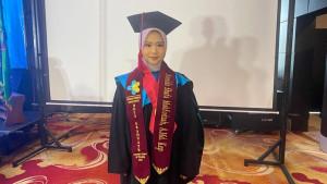 20251119-LULUSAN-TERBAIK-Annida-Shafa-Mahfudzah-lulusan-terbaik-Poltekkes.jpg