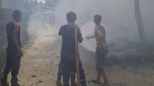 Damkar-Bangka-saat-memadamkan-kebakaran.jpg
