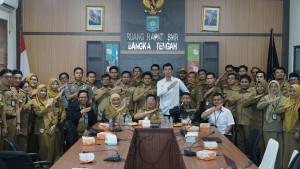 bangka/Foto-gaya-sinchan-bimtek-di-Bateng.jpg